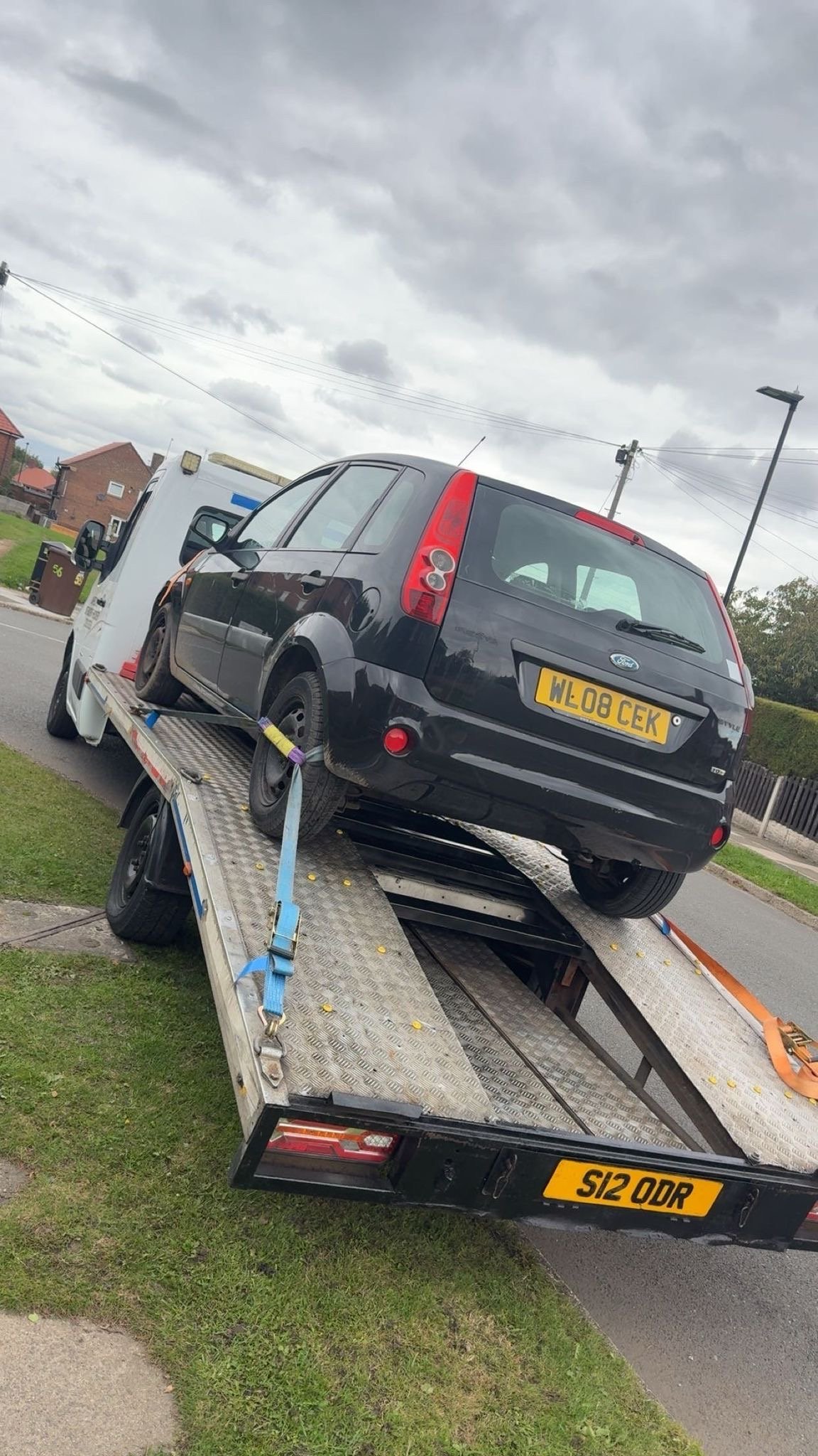 882f9558-14fc-4c09-8339-3dcdb35e39e6